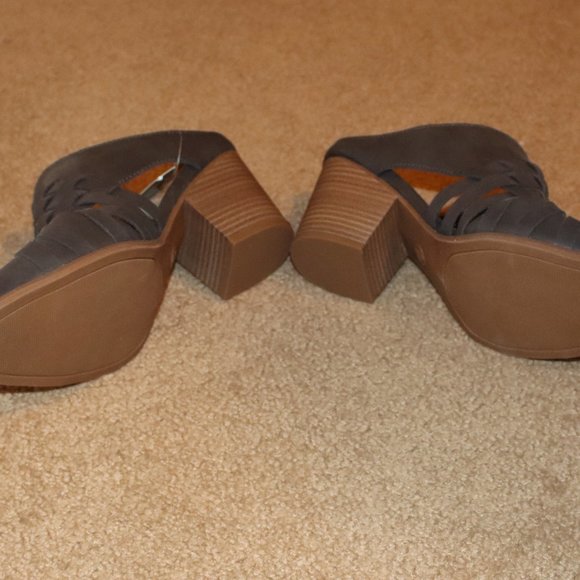 Universal Thread Booties - Sz 9 Gray - Picture 3 of 4
